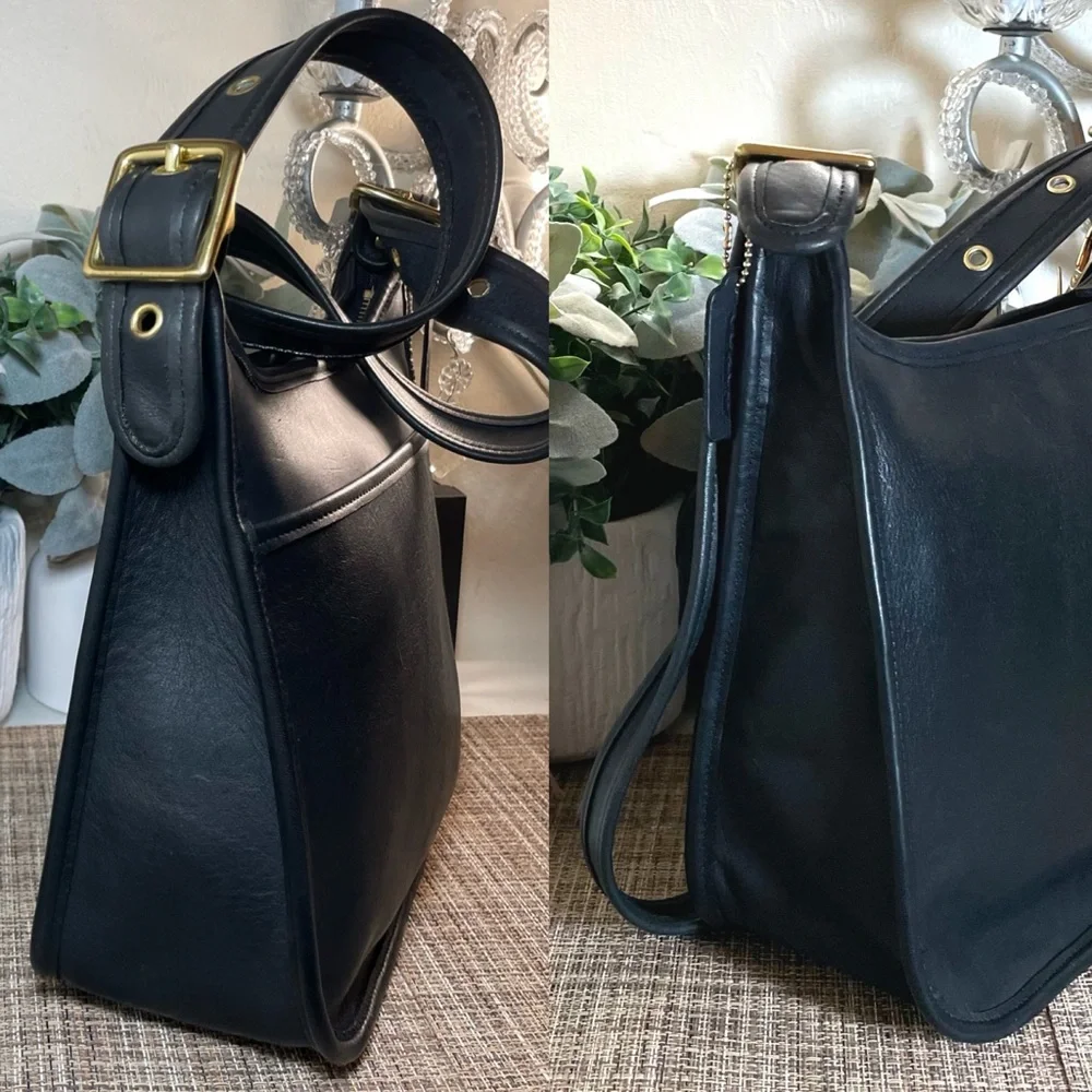 ❤️SOLD❤️Vintage Coach Navy Legacy Zip 9966 - Picture 10 of 11